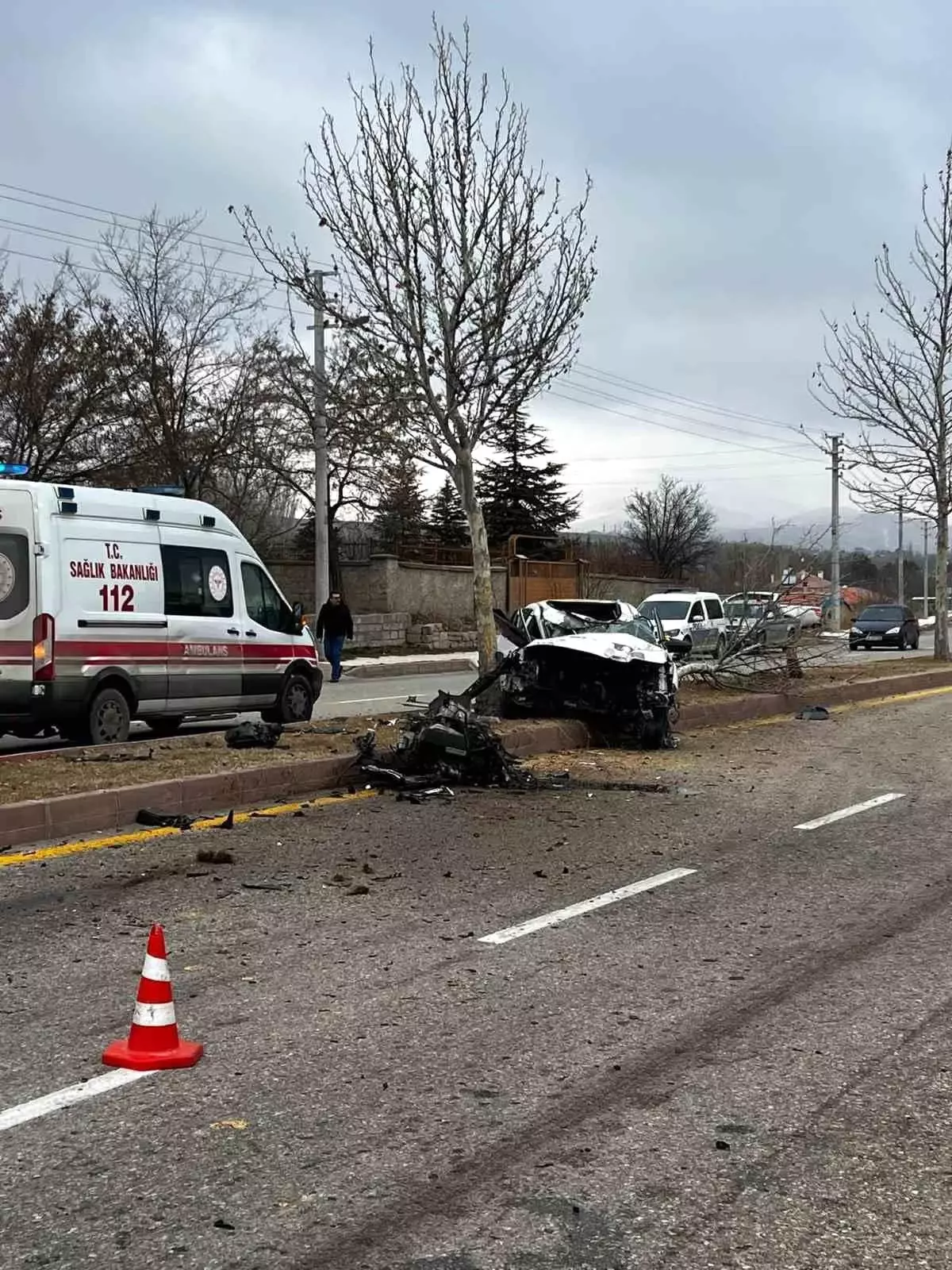 Kırşehir’de Trafik Kazası: Sürücü Ağır Yaralandı