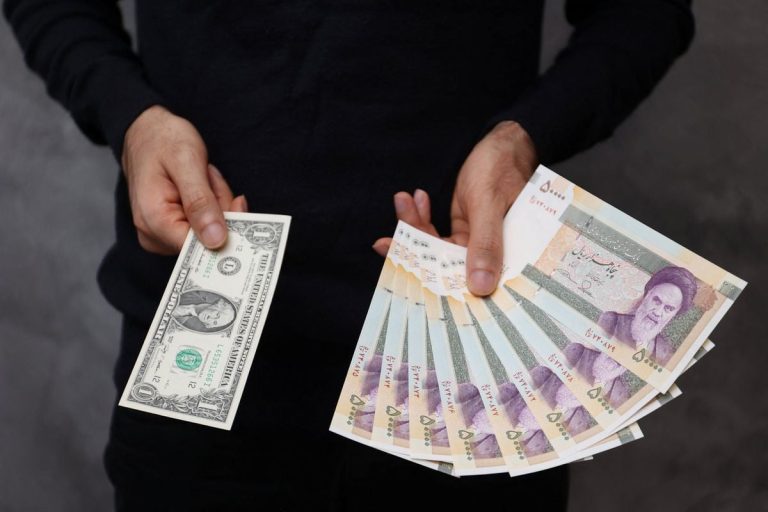 İran riyali dolar karşısında tarihi dip seviyeye geriledi