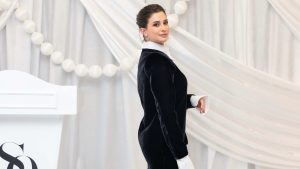 Buse Terim, kızlarıyla dans ettiği paylaşımıyla sosyal medyada gündem oldu